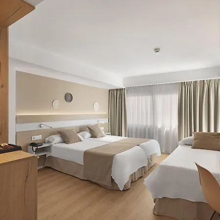 Hotel Sant Jordi 2*